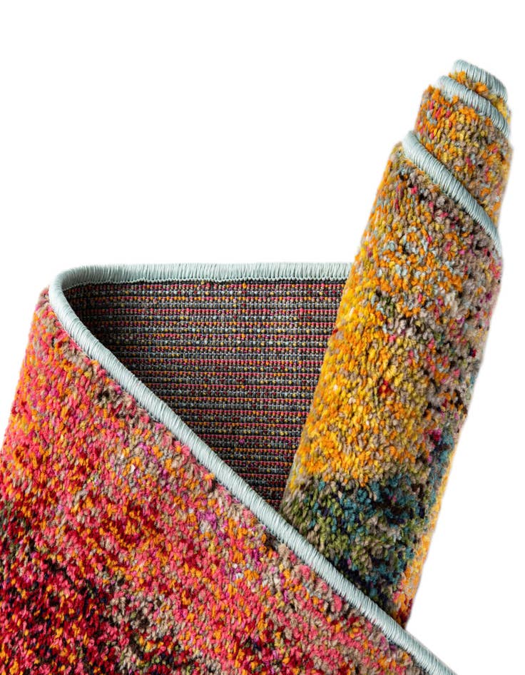 Detail image of  7' 10 x 7' 10  Washable Haerfest Round Rug