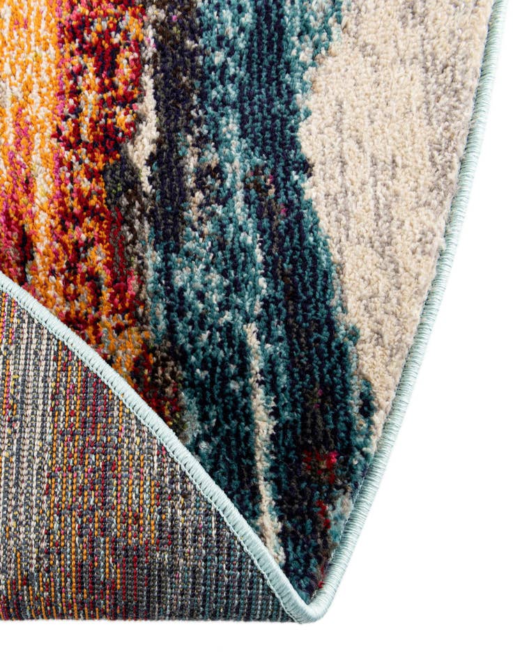 Detail image of  5' 3 x 5' 3  Washable Haerfest Round Rug
