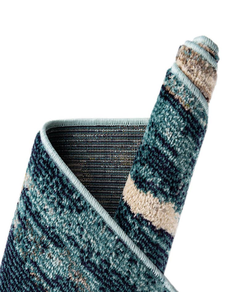 Detail image of  5' 3 x 5' 3  Washable Haerfest Round Rug