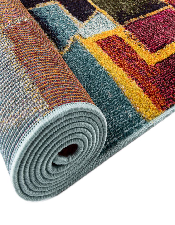 Detail image of  7' 10 x 7' 10  Washable Haerfest Round Rug