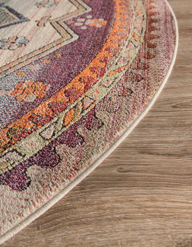 Detail image of  8' x 8' Isabella Round Rug