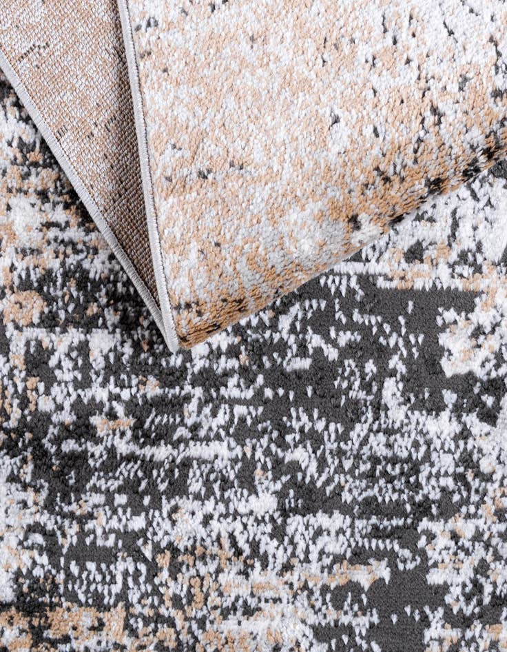 Detail image of  7' x 7' Leipzig Round Rug