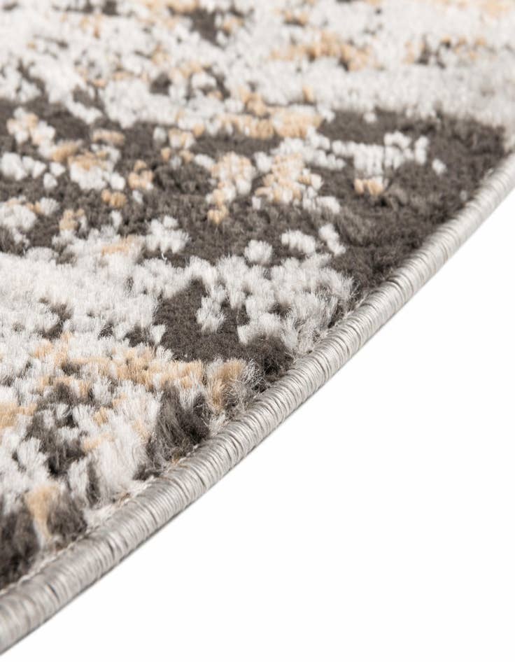 Detail image of  7' x 7' Leipzig Round Rug