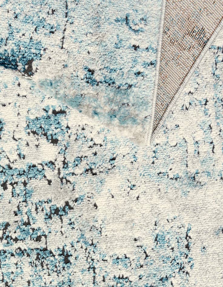 Detail image of  7' x 7' Leipzig Round Rug