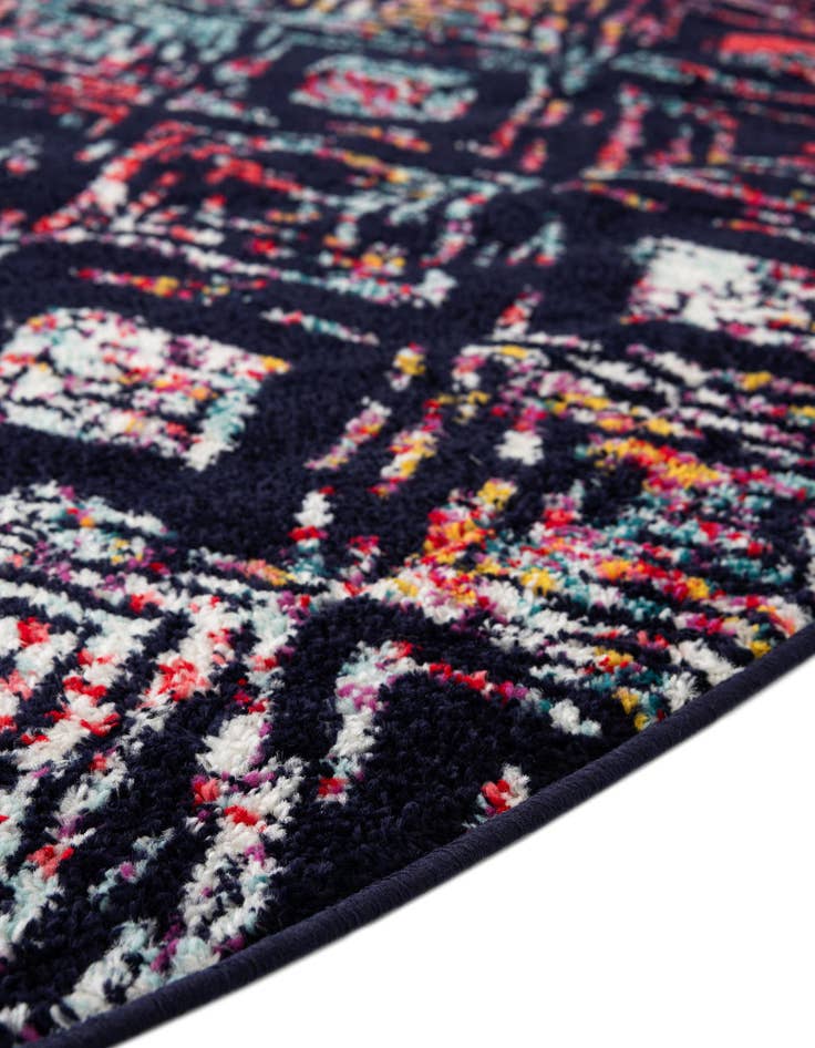 Detail image of  7' 10 x 7' 10 Madeline Round Rug