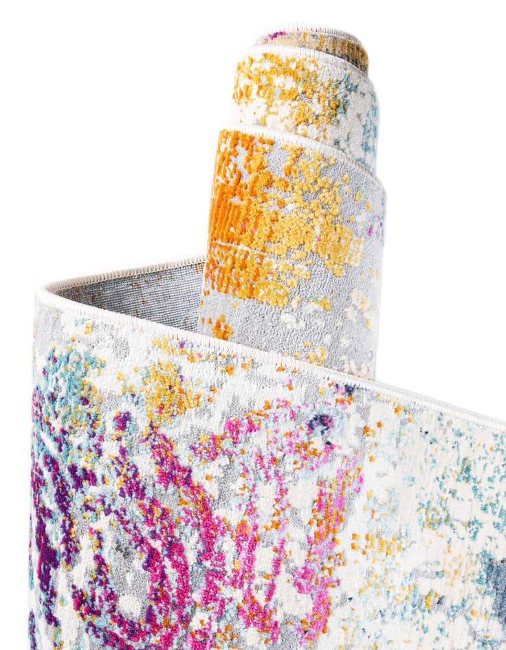 Detail image of  5' 2 x 5' 2 Malibu Round Rug