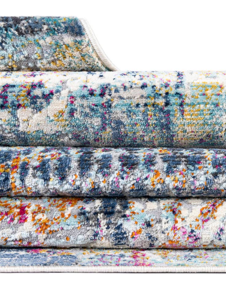 Detail image of  5' 2 x 5' 2 Malibu Round Rug