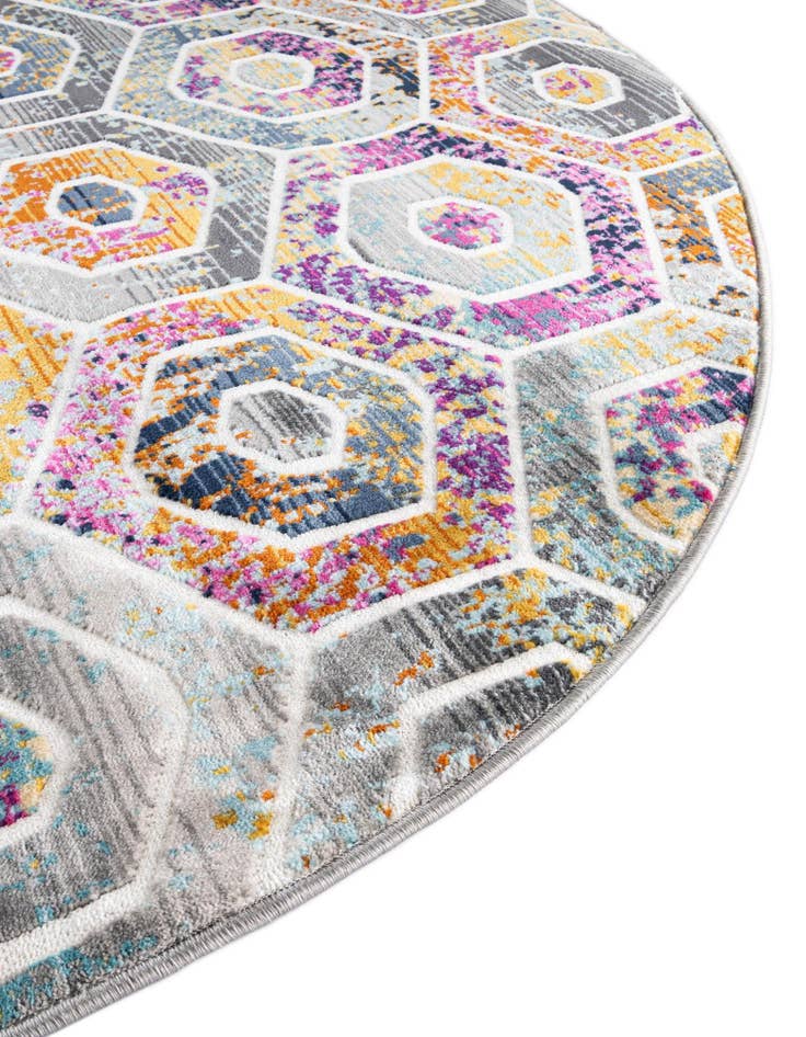 Detail image of  3' 7 x 3' 7 Malibu Round Rug