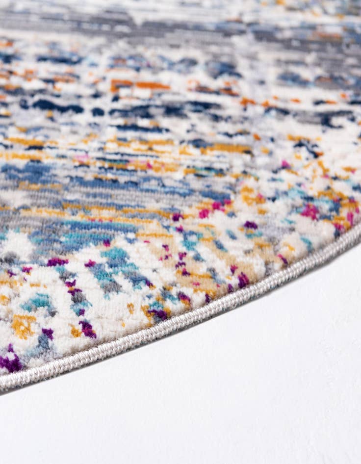 Detail image of  3' 7 x 3' 7 Malibu Round Rug