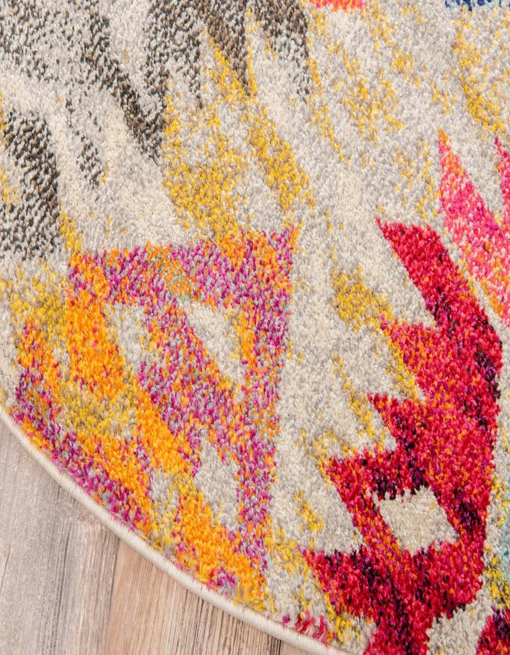 Detail image of  3' 3 x 3' 3  Washable Mesa Round Rug