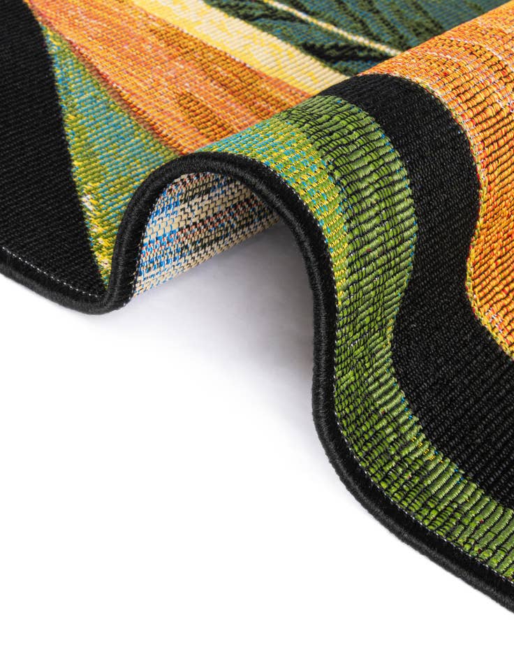 Detail image of  6' x 6'  Washable Botanical Indoor / Outdoor Round Rug