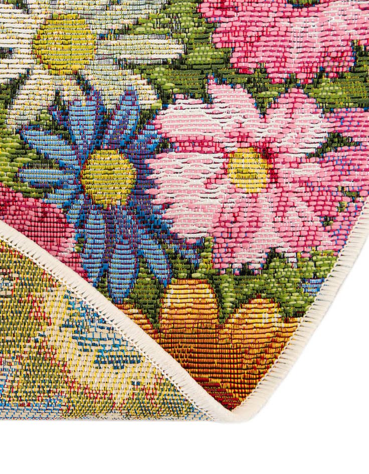 Detail image of  4' x 4'  Washable Botanical Indoor / Outdoor Round Rug