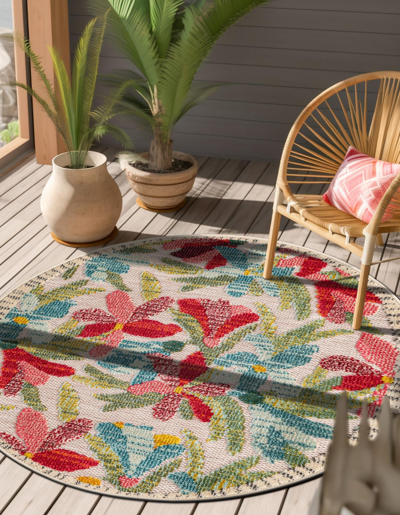 Multicolor 3' x 3' Casablanca Outdoor Round Rug | Rugs.com