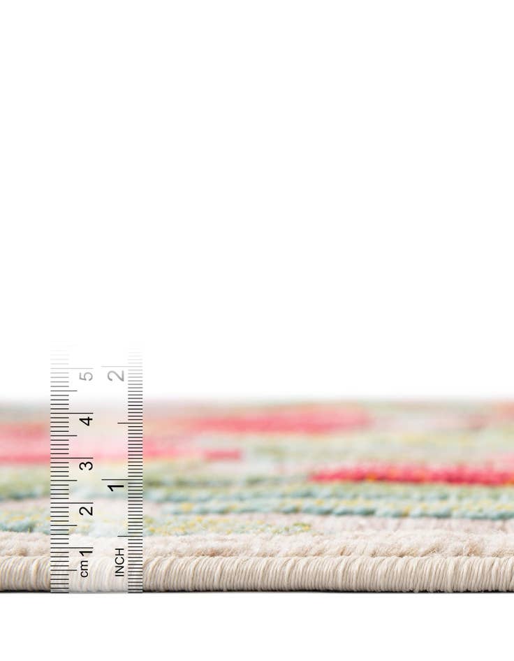 Detail image of  7' 10 x 7' 10  Washable Casablanca Indoor / Outdoor Round Rug