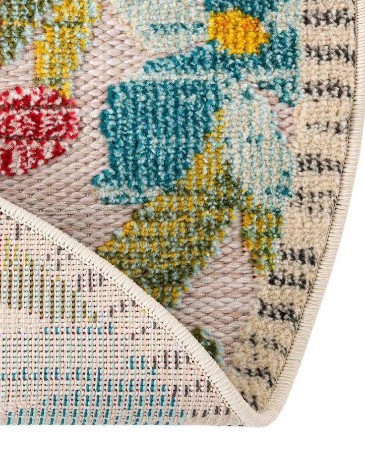 Detail image of  7' 10 x 7' 10  Washable Casablanca Indoor / Outdoor Round Rug