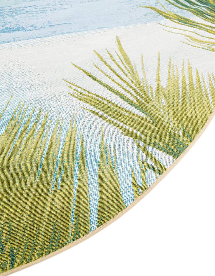 Detail image of  7' 10 x 7' 10  Washable Coastal Indoor / Outdoor Round Rug