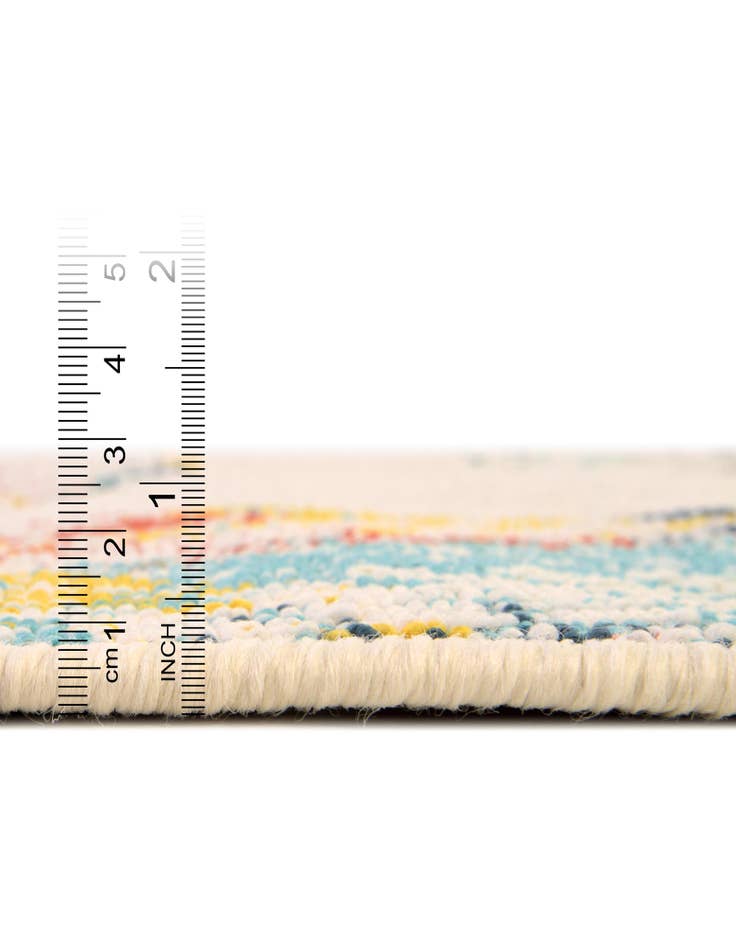 Detail image of  7' x 7'  Washable Coastal Indoor / Outdoor Round Rug