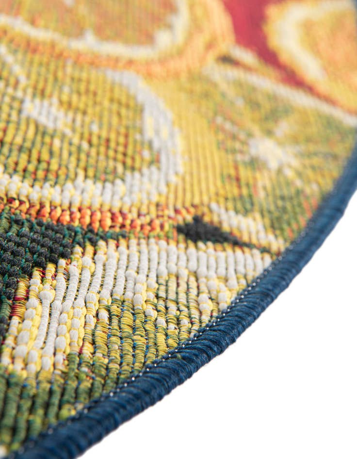 Detail image of  4' x 4'  Washable Coastal Indoor / Outdoor Round Rug