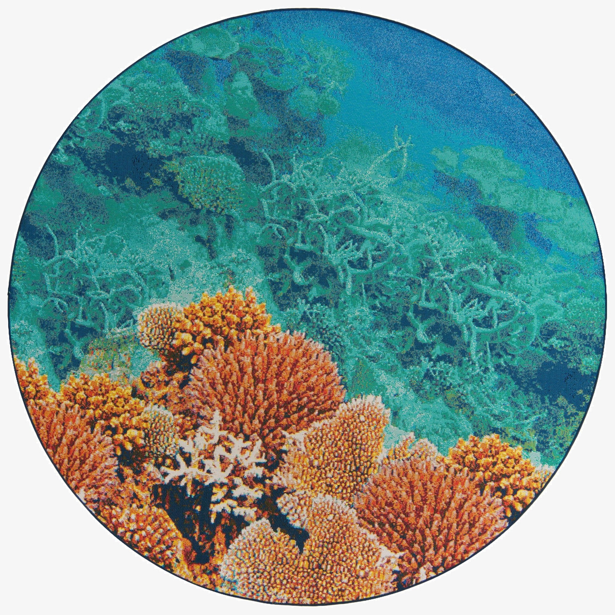  7' 10 x 7' 10  Washable Coastal Indoor / Outdoor Round Rug