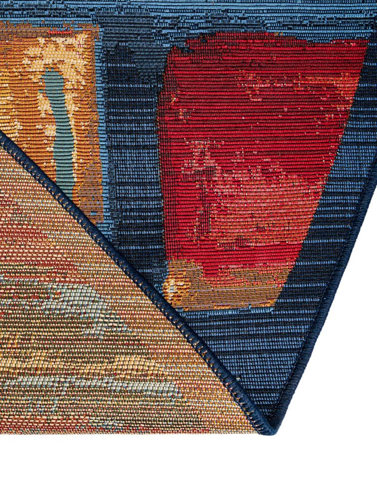 Detail image of  8' x 8'  Washable Modern Indoor / Outdoor Round Rug