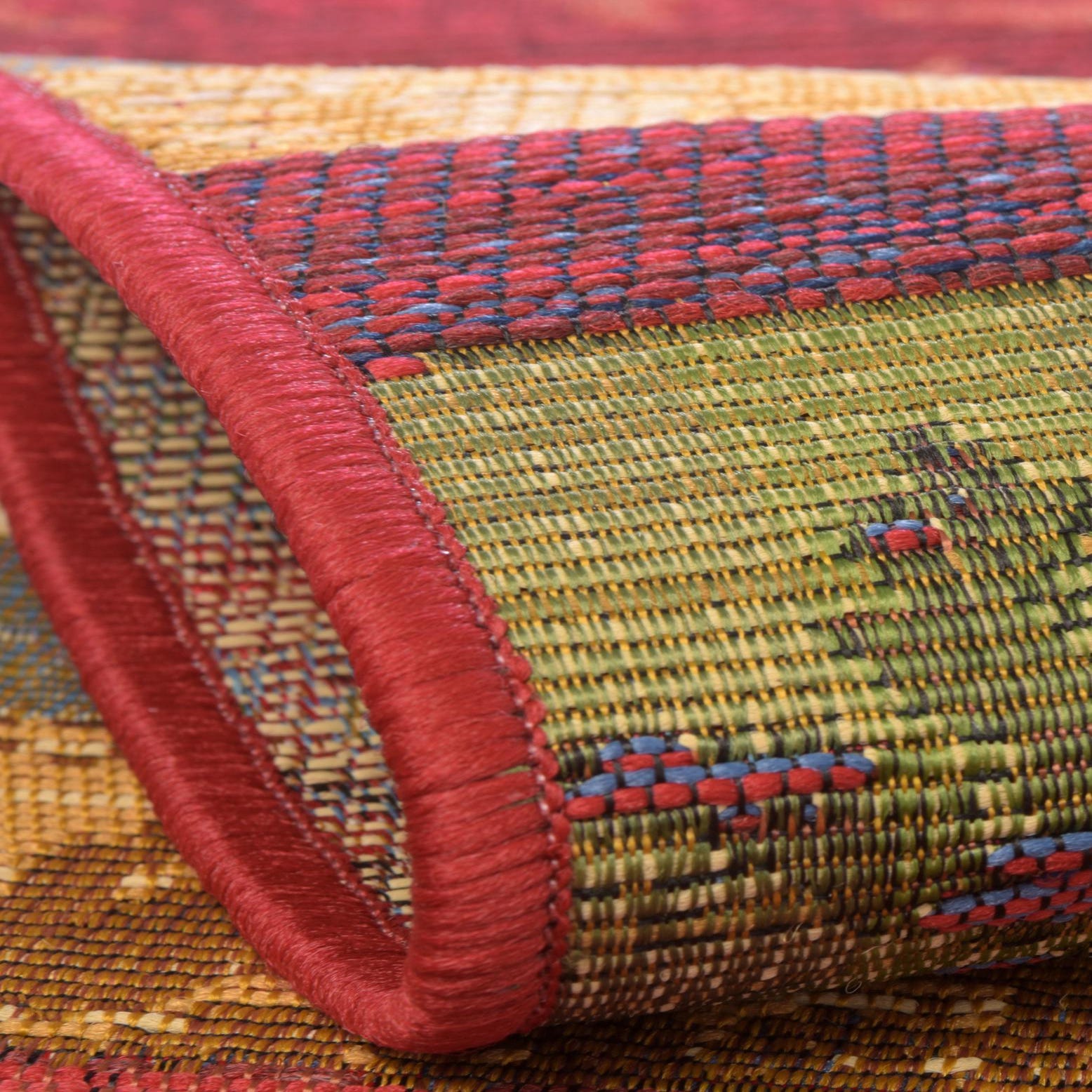 Multicolor 8' x 8' Washable Modern Indoor / Outdoor Round Rug | Rugs.com