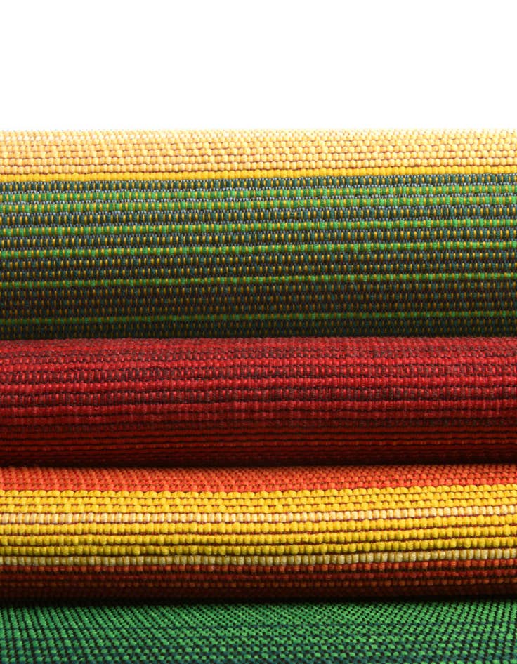 Detail image of  3' x 3'  Washable Modern Indoor / Outdoor Round Rug