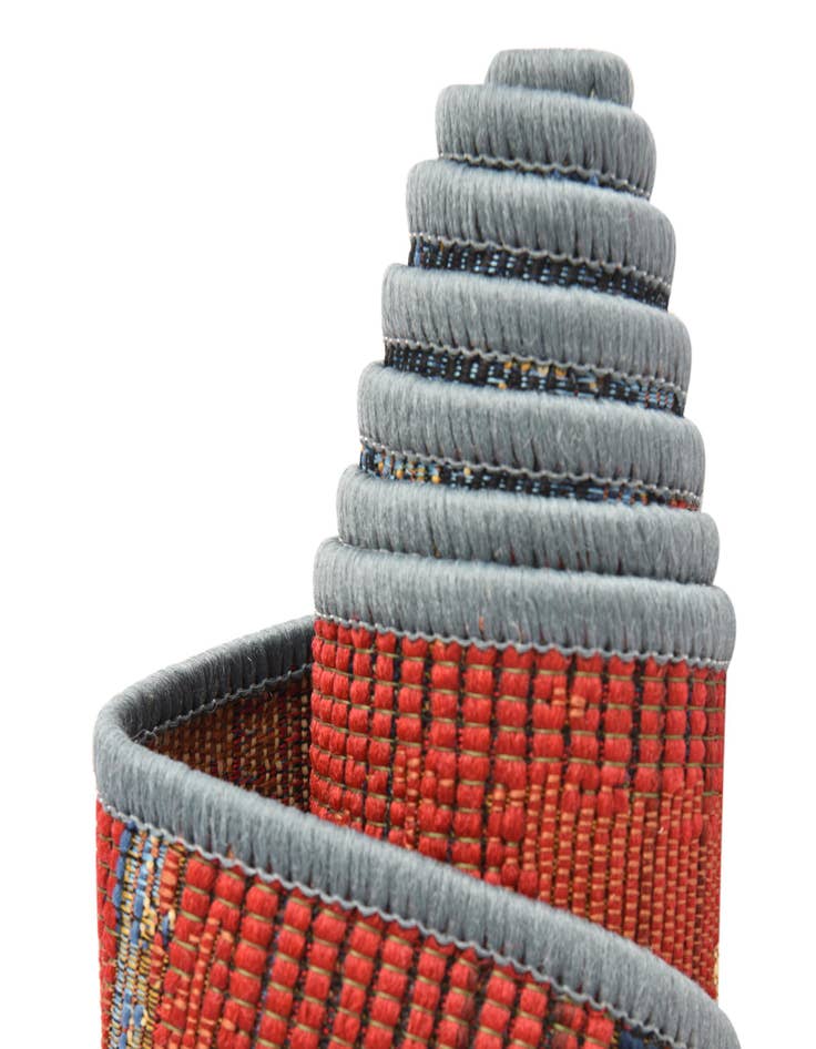 Detail image of  8' x 8'  Washable Modern Indoor / Outdoor Round Rug