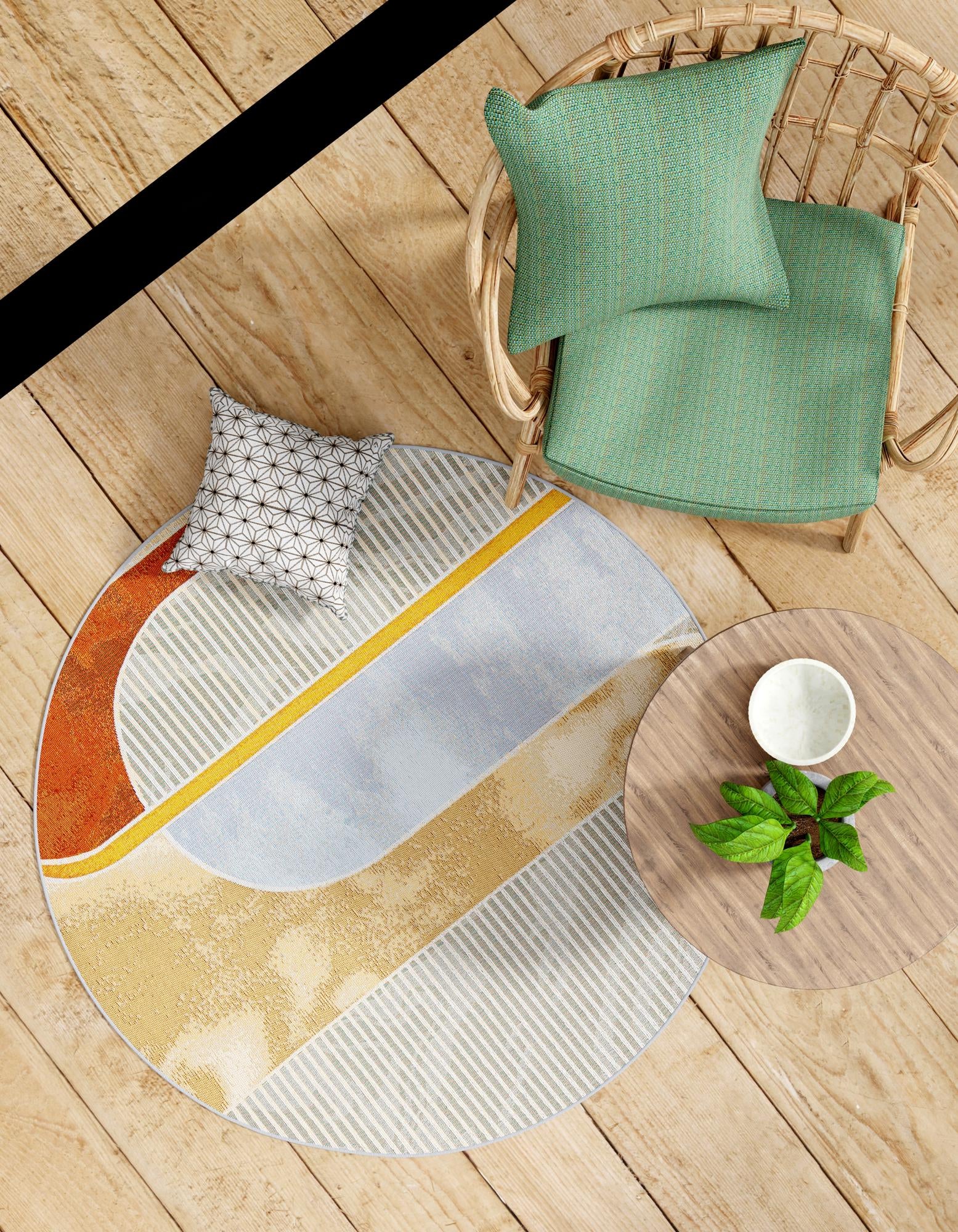 Multicolor 4' 1 x 4' 1 Modern Indoor / Outdoor Round Rug | Rugs.com