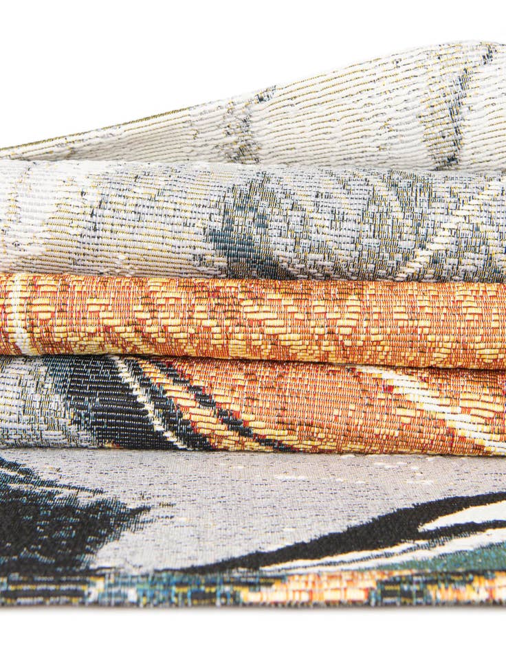 Detail image of  7' 10 x 7' 10  Washable Modern Indoor / Outdoor Round Rug