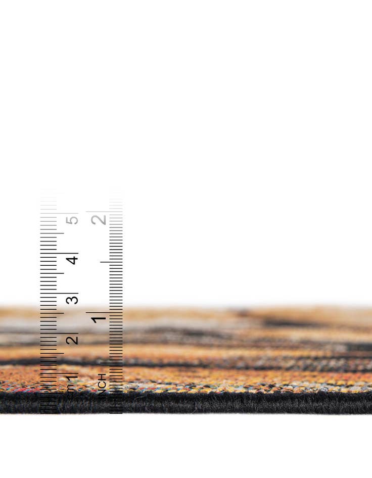 Detail image of  5' x 5'  Washable Modern Indoor / Outdoor Round Rug