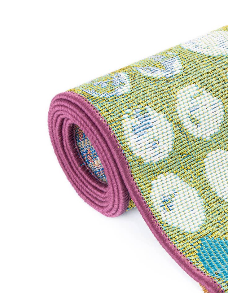 Detail image of  8' x 8'  Washable Modern Indoor / Outdoor Round Rug