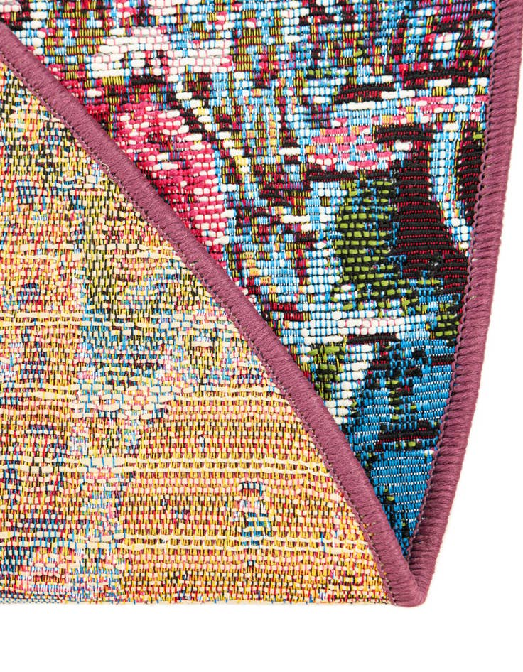 Detail image of  3' x 3'  Washable Modern Indoor / Outdoor Round Rug