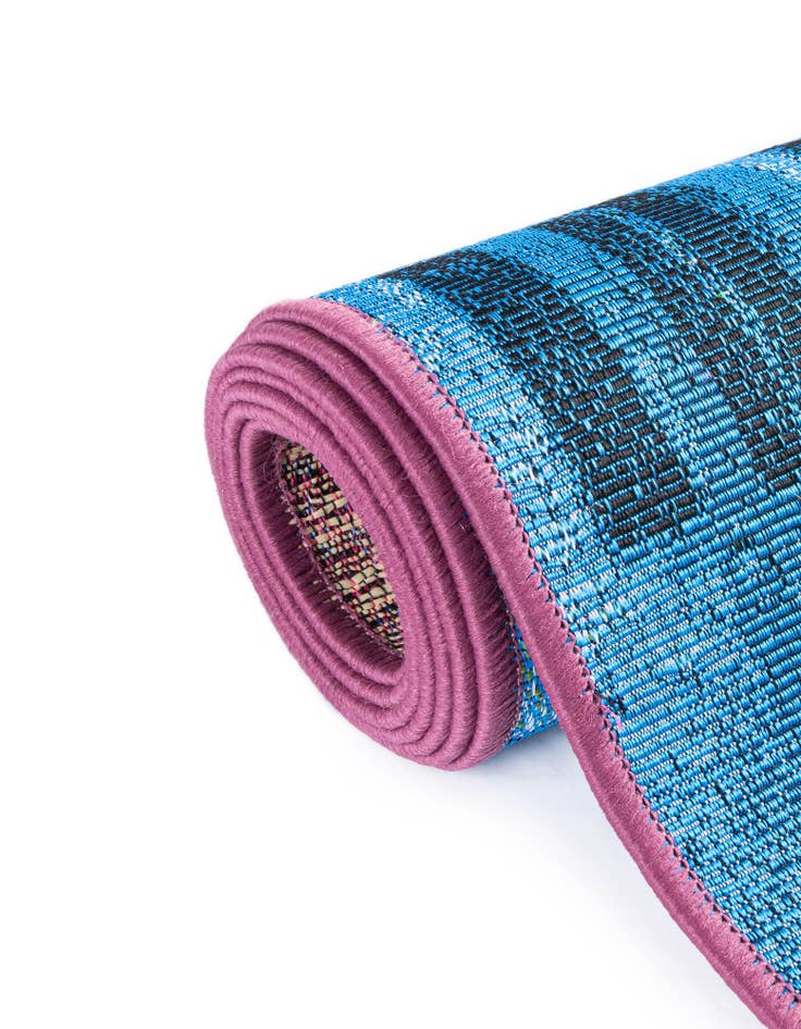 Detail image of  5' x 5'  Washable Modern Indoor / Outdoor Round Rug