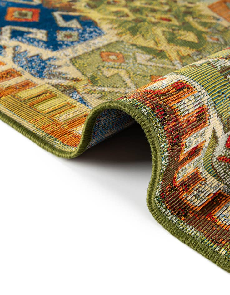 Detail image of  4' x 4'  Washable Southwestern Indoor / Outdoor Round Rug