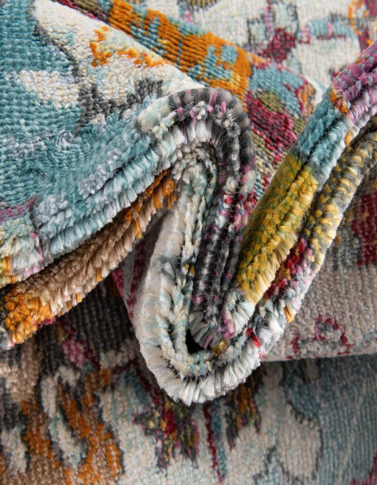 Detail image of  3' 3 x 3' 3 Paragon Round Rug