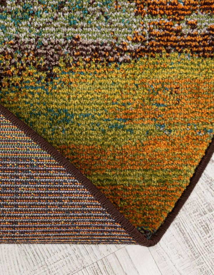 Detail image of  6' x 6'  Washable Sevilla Round Rug