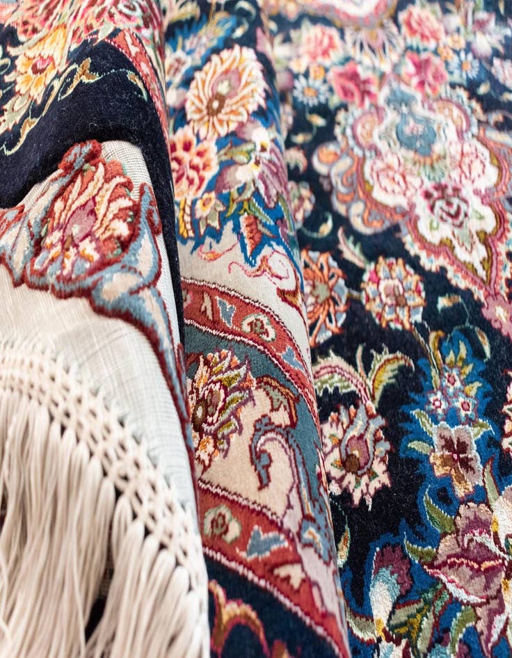 Detail image of  9' 10 x 9' 10 Tabriz 70 Raj Round Rug