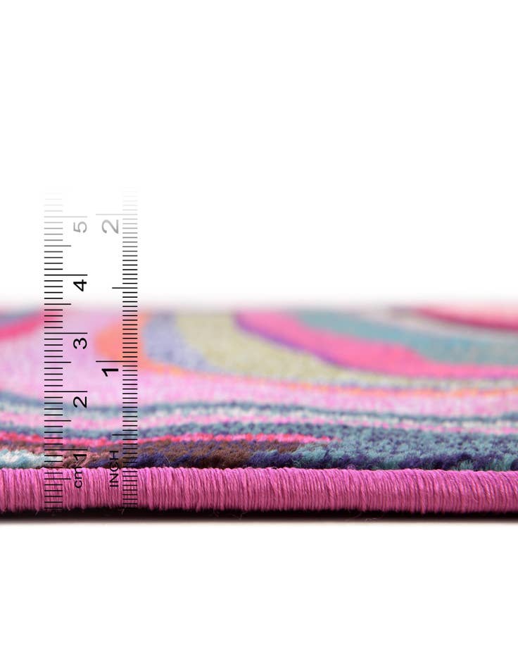 Detail image of  8' x 8'  Washable Theia Round Rug