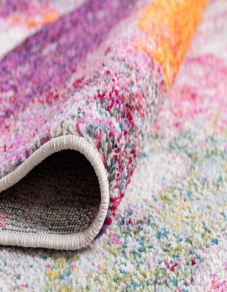 Detail image of  8' x 8'  Washable Theia Round Rug