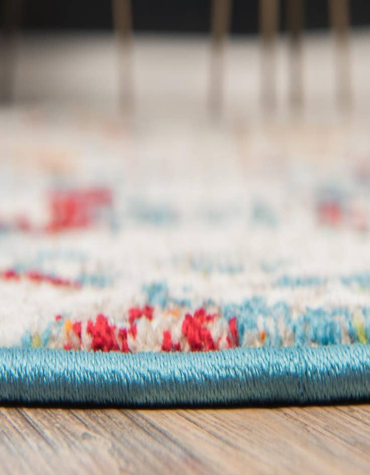 Detail image of  8' x 8' Veneto Round Rug