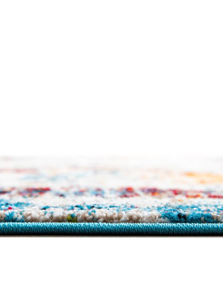 Detail image of  3' 3 x 3' 3 Veneto Round Rug