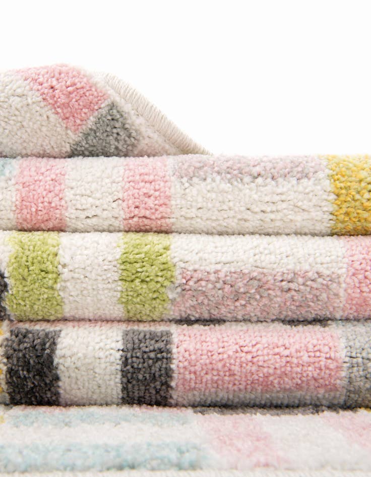 Detail image of  7' 10 x 7' 10 Checkered Whimsy Kids Round Rug