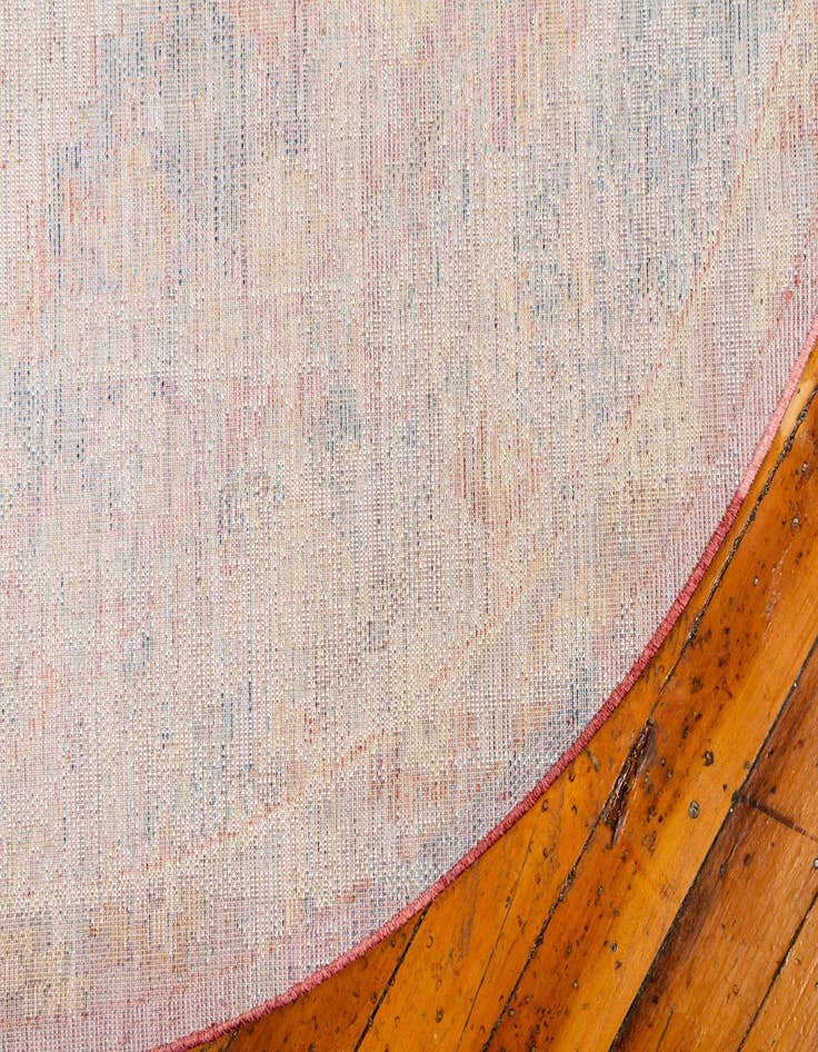 Detail image of  3' 3 x 3' 3 Williamsburg Round Rug