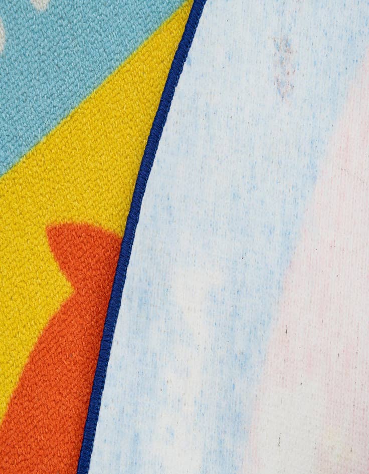 Detail image of  6' 5 x 6' 5 Zoey Round Rug