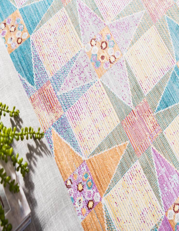 Detail image of  2' 7 x 9' 10 Alexis Runner Rug