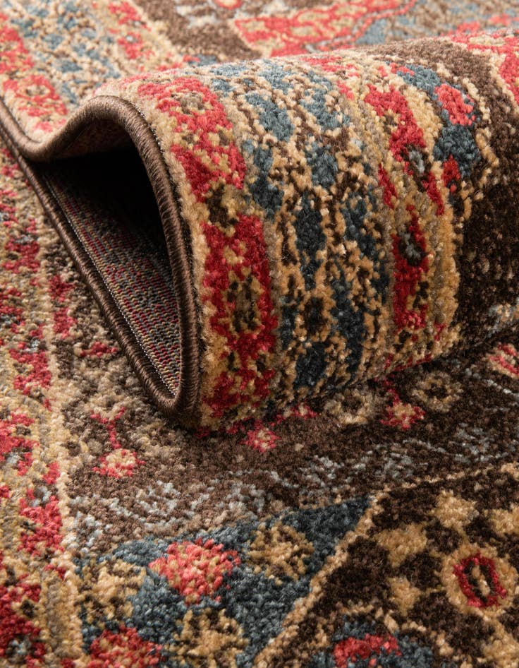 Detail image of  2' 3 x 8' Alexis Runner Rug