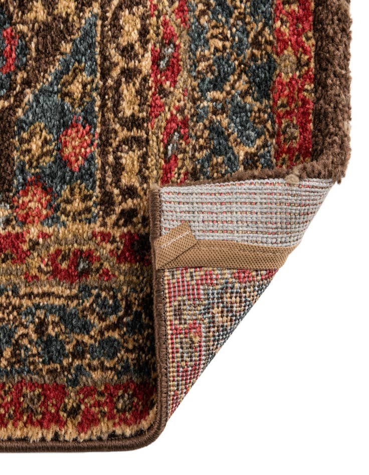 Detail image of  2' 3 x 8' Alexis Runner Rug