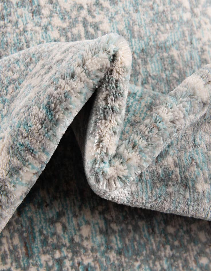 Detail image of  2' 3 x 8' Alexis Runner Rug