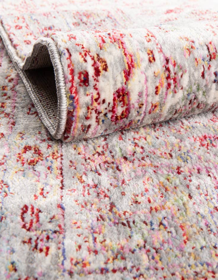 Detail image of  2' 3 x 4' Alexis Runner Rug