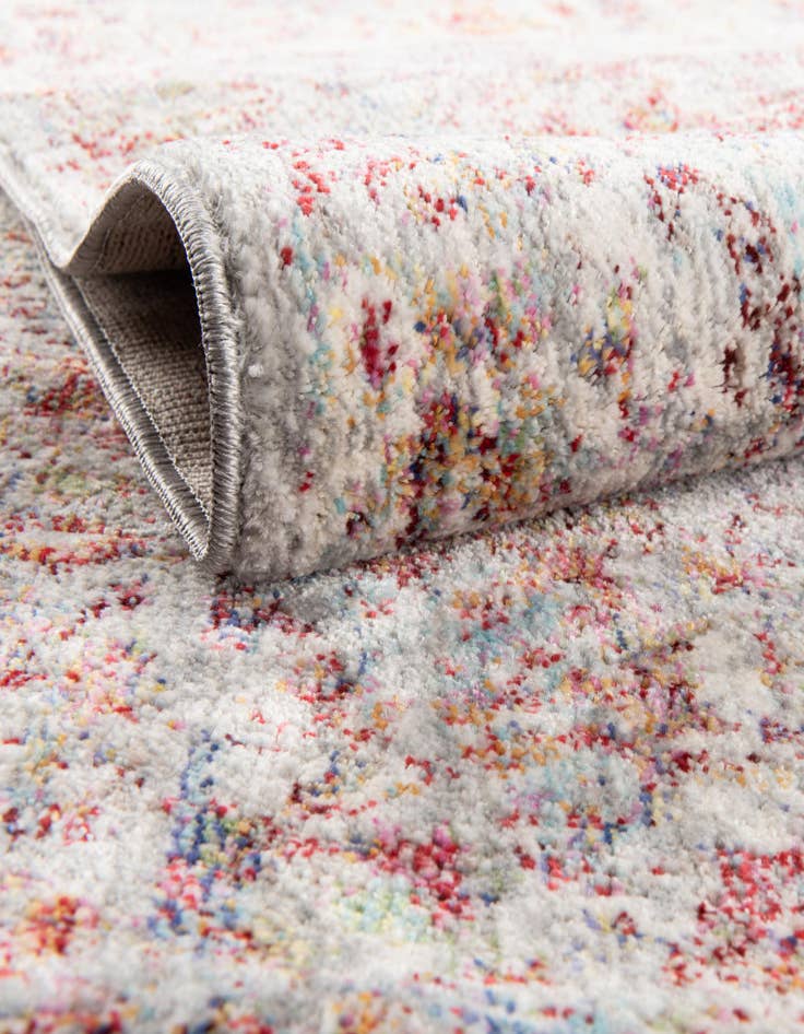 Detail image of  2' 3 x 4' Alexis Runner Rug